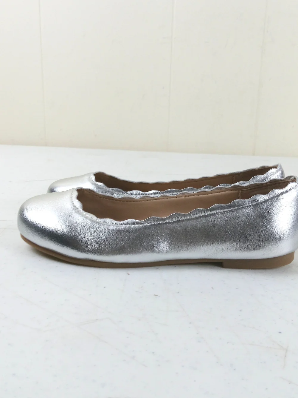 Copper Key Leather Silver Ballet Flats - Cushioned Slip-On Girls Shoes Size 13M
